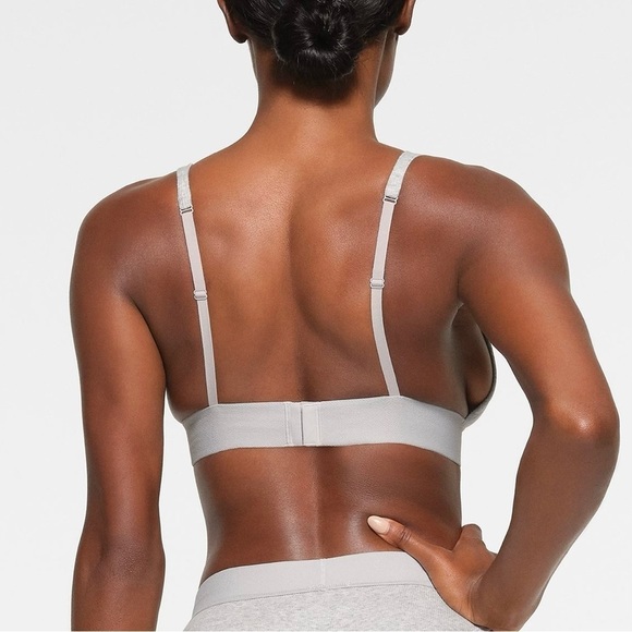 SKIMS Cotton Rib Plunge Bralette in Light Heather Grey - Picture 2 of 7